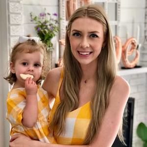 Meet your Posher, Leah